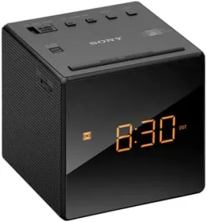 4K UHD P2P WiFi Bedside Clock Radio Security Camera