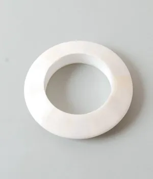 8UEDE/PATCH BONE CUFF / EDGE SHAPE(WHITE GROSS)