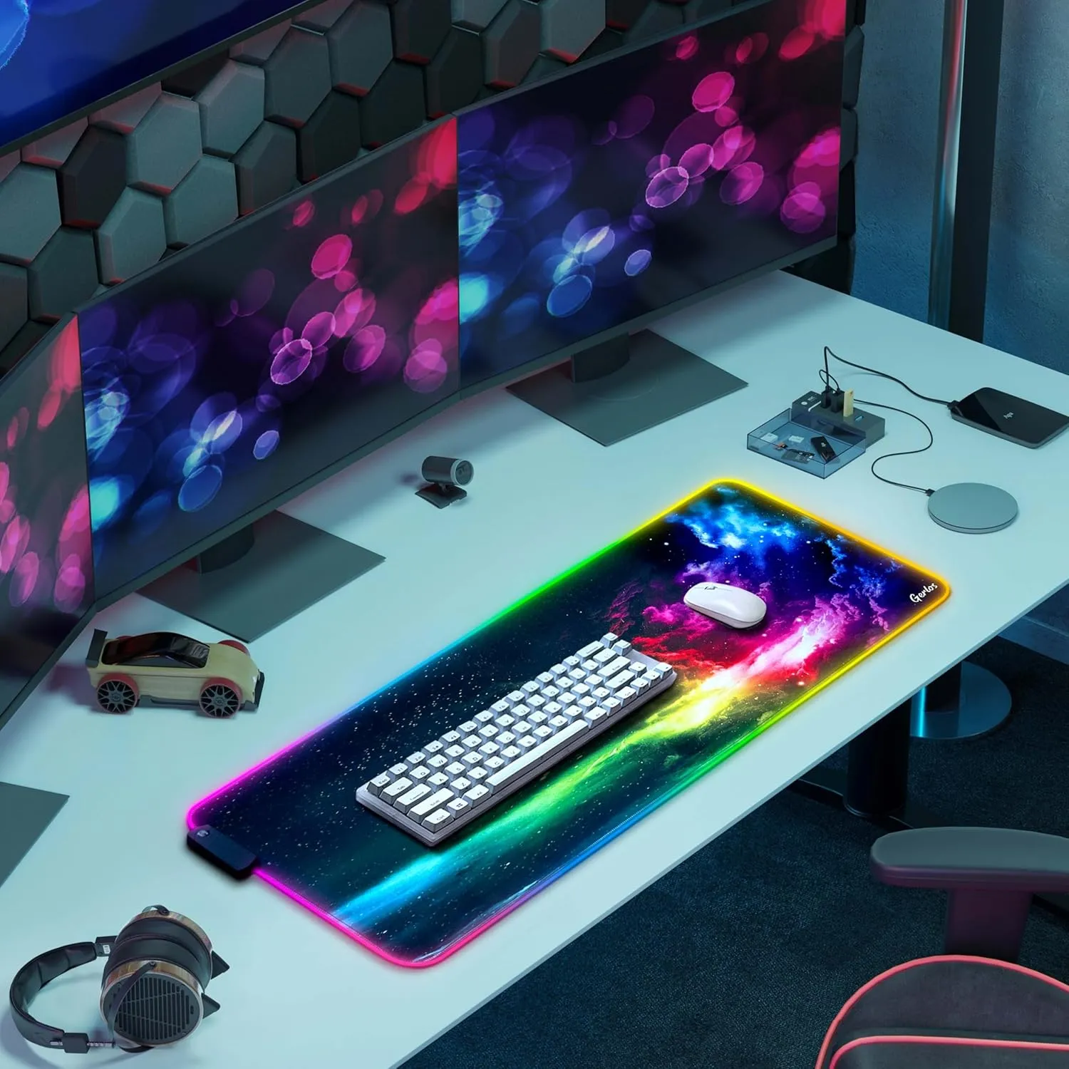 Gerlos RGB Large Gaming Mouse Pad, Extended Soft LED Mouse Pad, Non-Slip Rubber Base, Water Resist Keyboard Pad, Computer Mousepad 31.511.8 inches