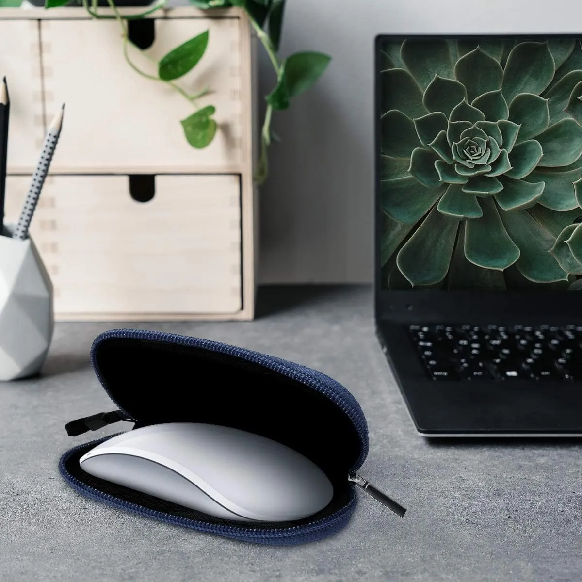 kwmobile Neoprene Case Compatible with Apple Magic Mouse 1/2 - Case for Mouse Soft Pouch Carry Bag - Dark Blue